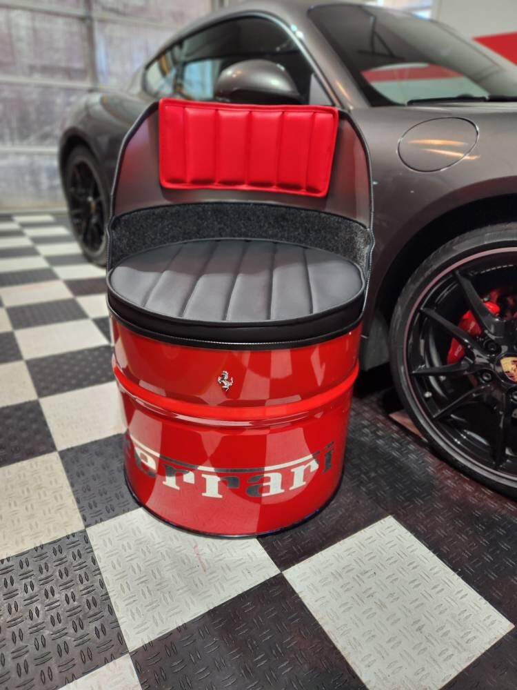 Italian Motorsport Barrel Chair